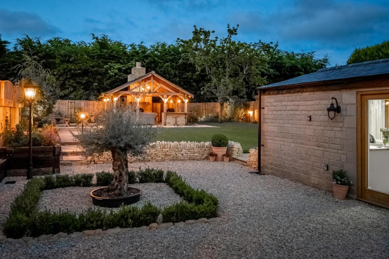 Cotsall House برودواي المظهر الخارجي الصورة
